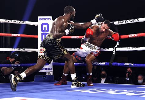 Jul 30, 2023 · 34%. 60%. -- Courtesy of CompuBox. In a spectacular performance, Terence Crawford dominated Errol Spence Jr. by TKO in the ninth round to become the undisputed welterweight champion. 